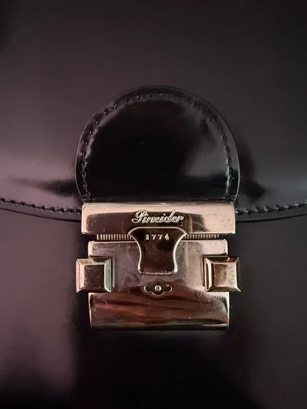 Penieder Black Leather Men's Briefcase with Silver Hardware